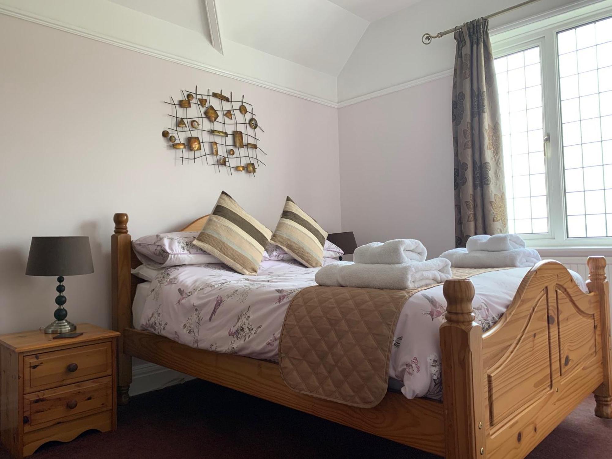 Burleigh House , A Cosy Retreat In Agatha Christie'S Hometown Torquay Room photo
